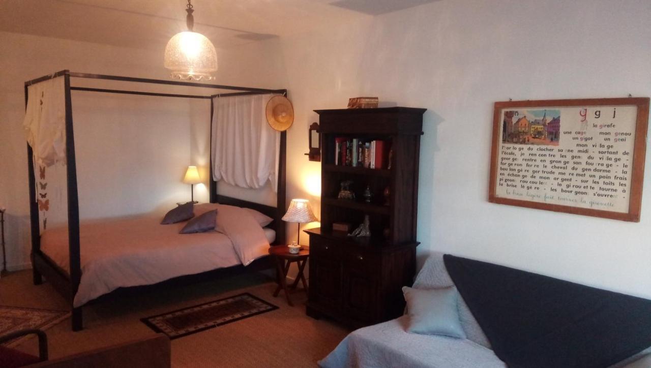 Bérig-Vintrange Les 2 Granges Chambre D'Hotes מראה חיצוני תמונה